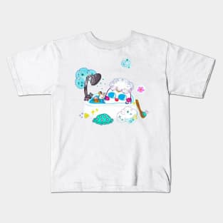 Scrub a dub dub, Tomo in the tub Kids T-Shirt